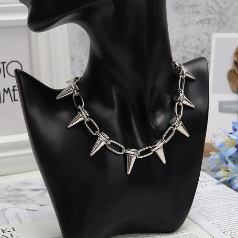 Rivet Choker Spike necklace