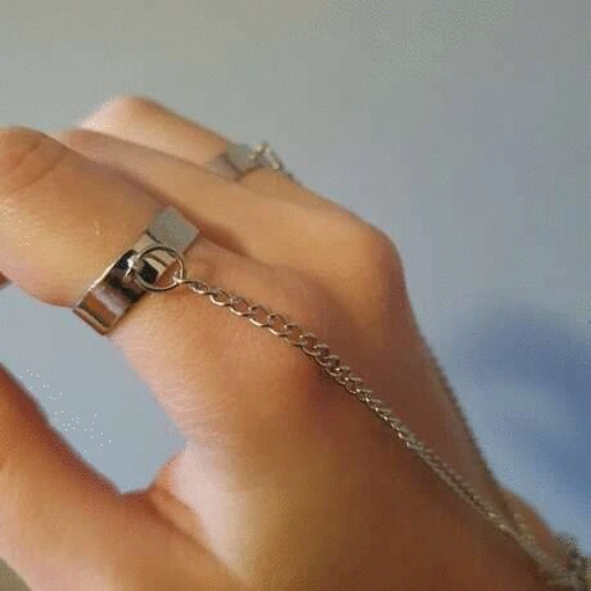 Punk Rock Finger Ring Bracelet Chain