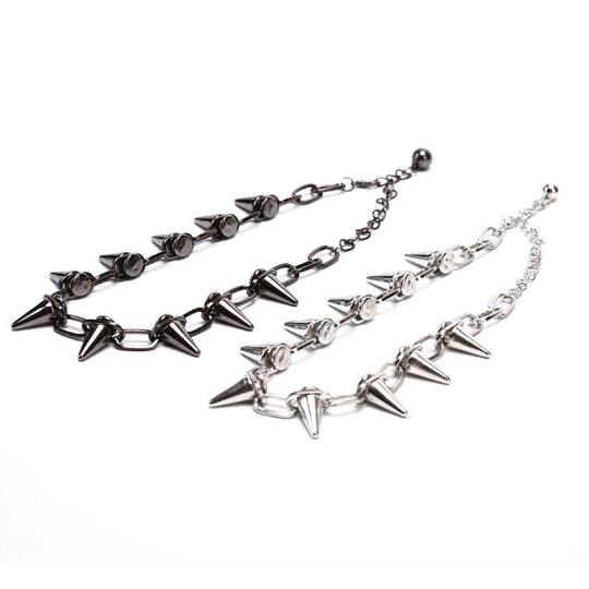 Rivet Choker Spike necklace