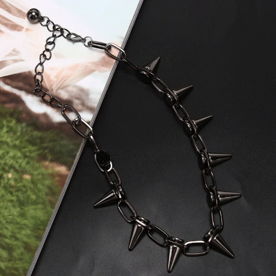 Rivet Choker Spike necklace