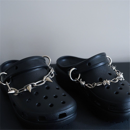 Gothic Shoe Chain Charm