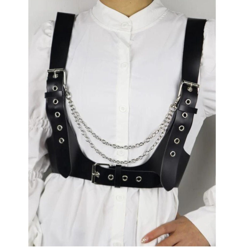 Stud Chain Harness