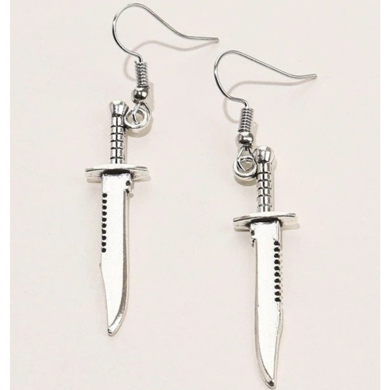 ANIMAE KNIFE EARRINGS