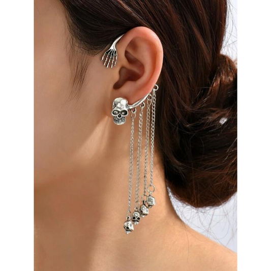 Skull Anime Ear Cuff