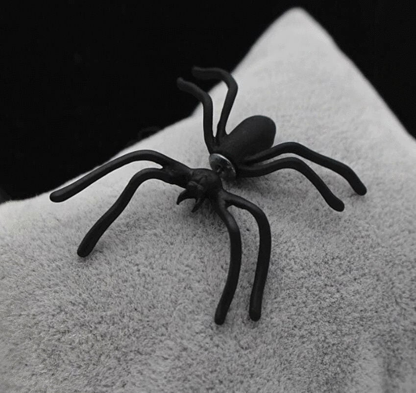 Black Halloween Spider Earrings