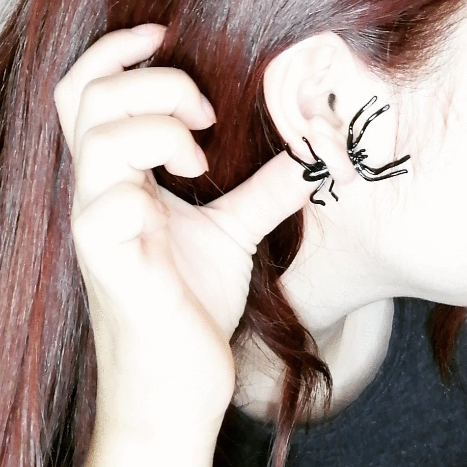 Black Halloween Spider Earrings