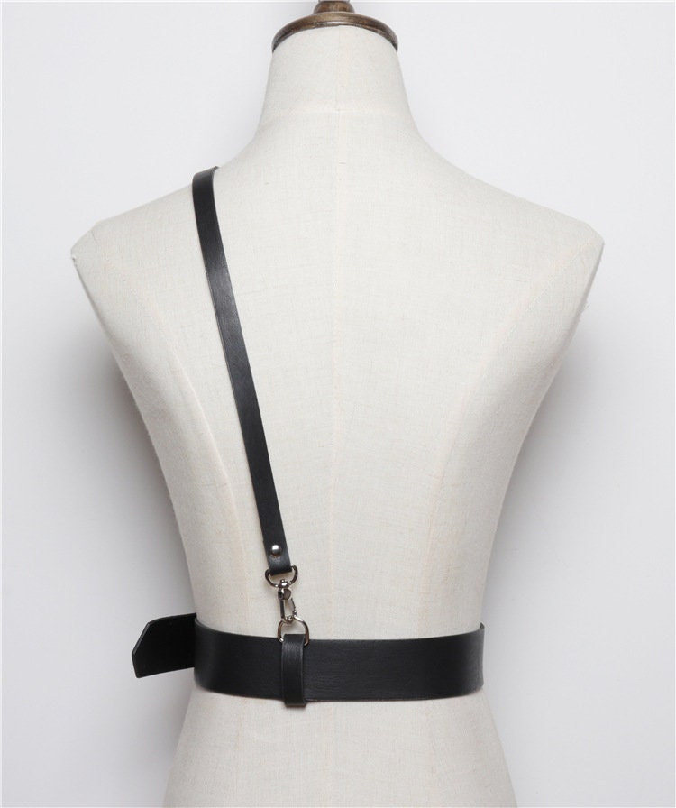 Leather Strap Belt Chain