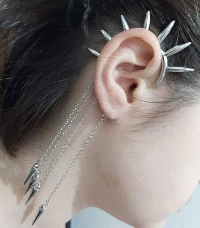 Spiked Ear cuff