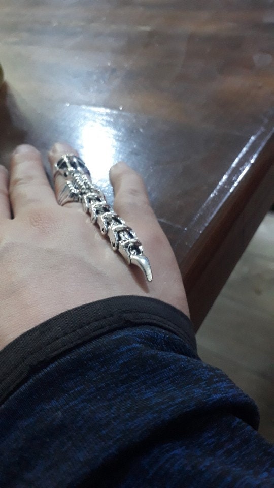 Gothic Finger Claw Scorpion Ring Nail