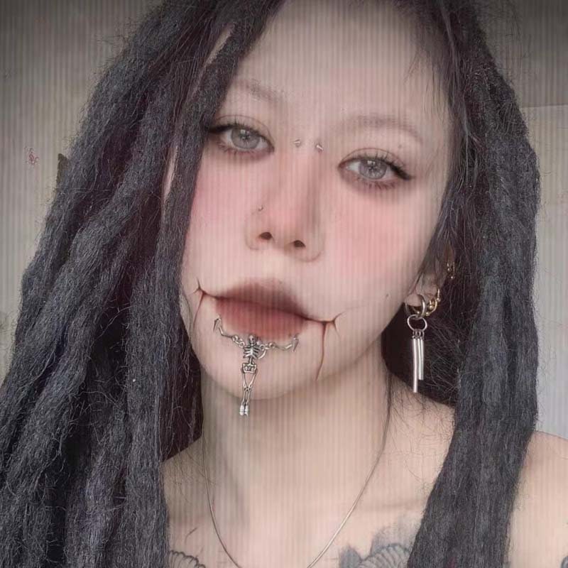 Gothic Grunge Lip Ring